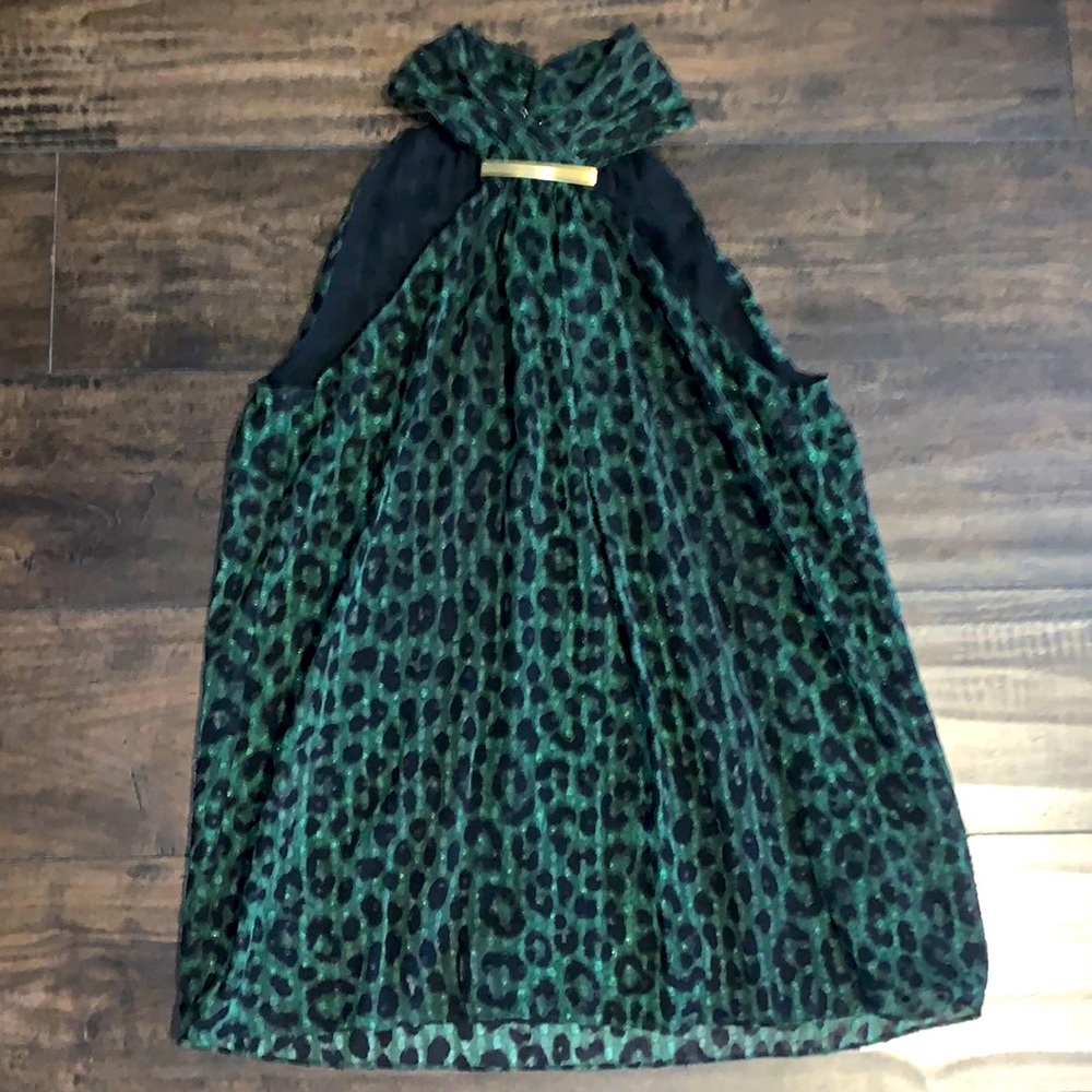 Michael Kors blouse. Women size “M”. Green and black.
